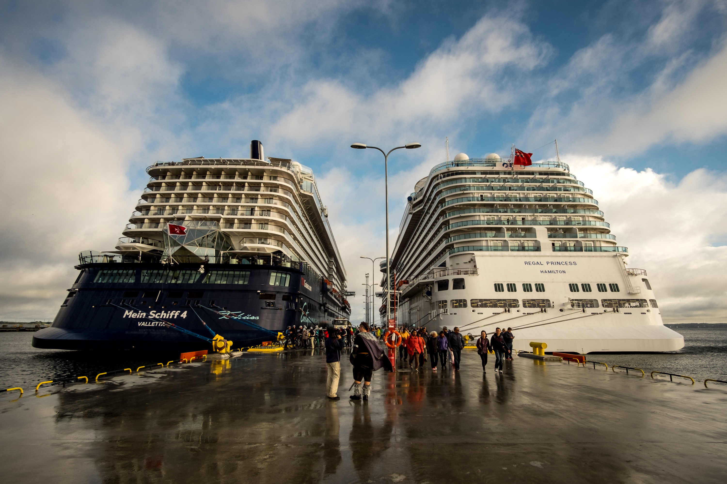 Ostsee Kreuzfahrt: Am Pier