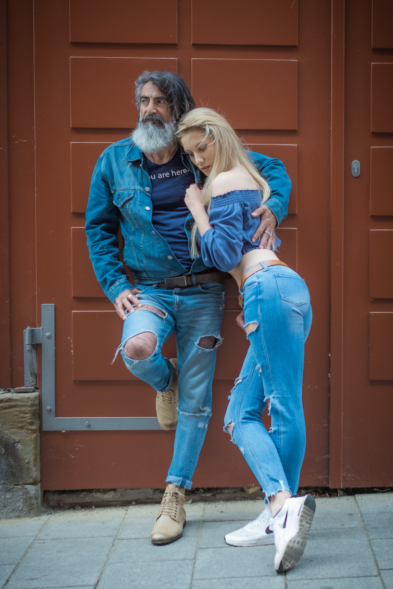 Aki Ekmekci und Julia