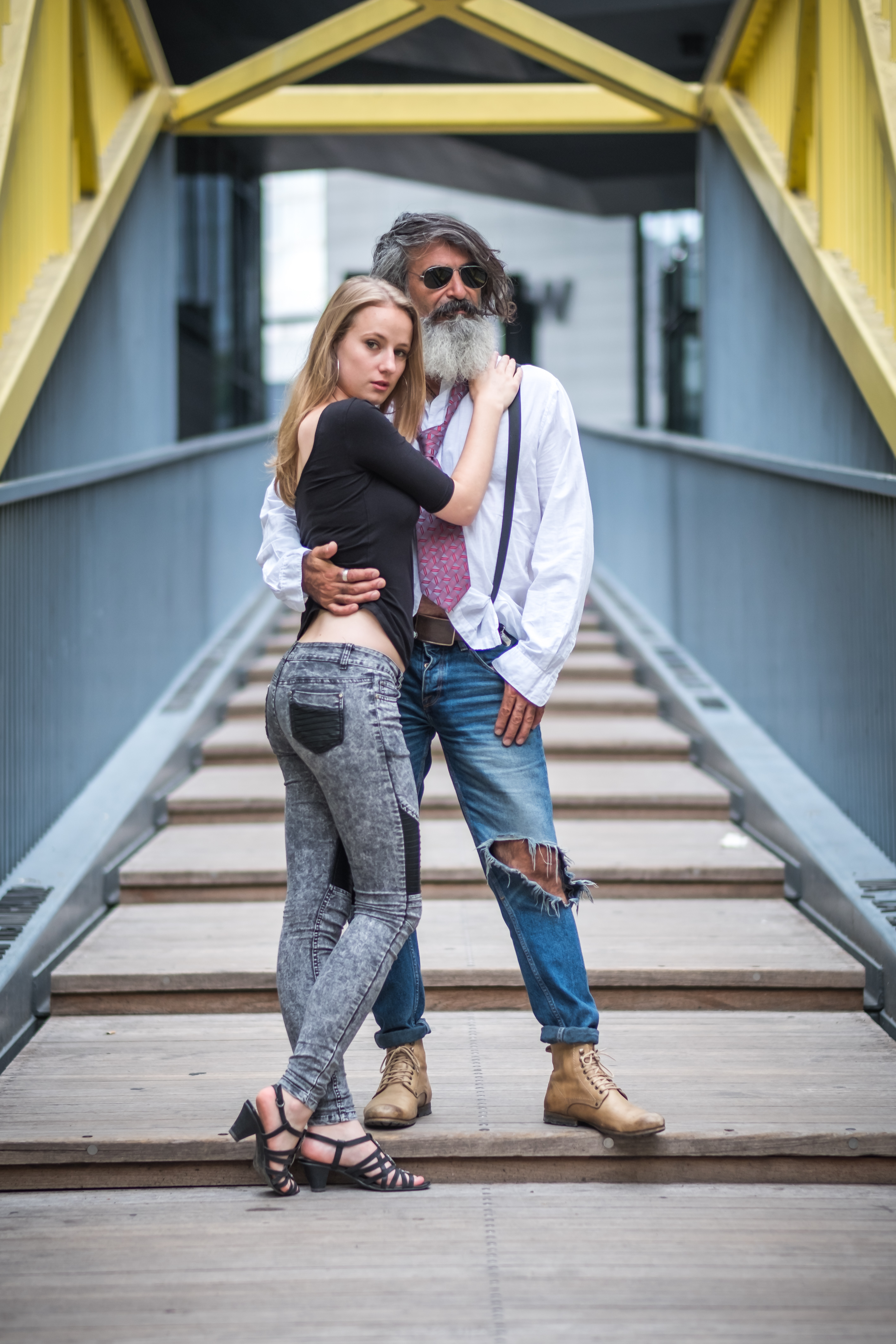 Aki Ekmekci und Corinna